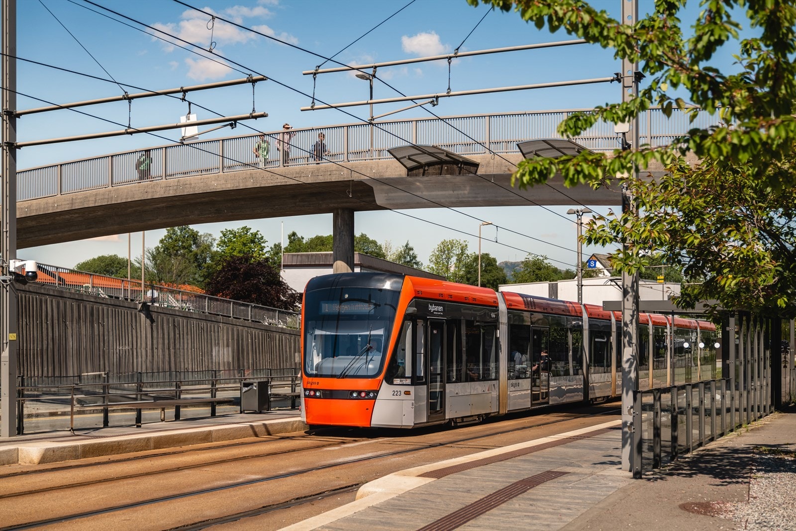Gangavstand til Skjold Bybanen på Skjold. Galleribilde