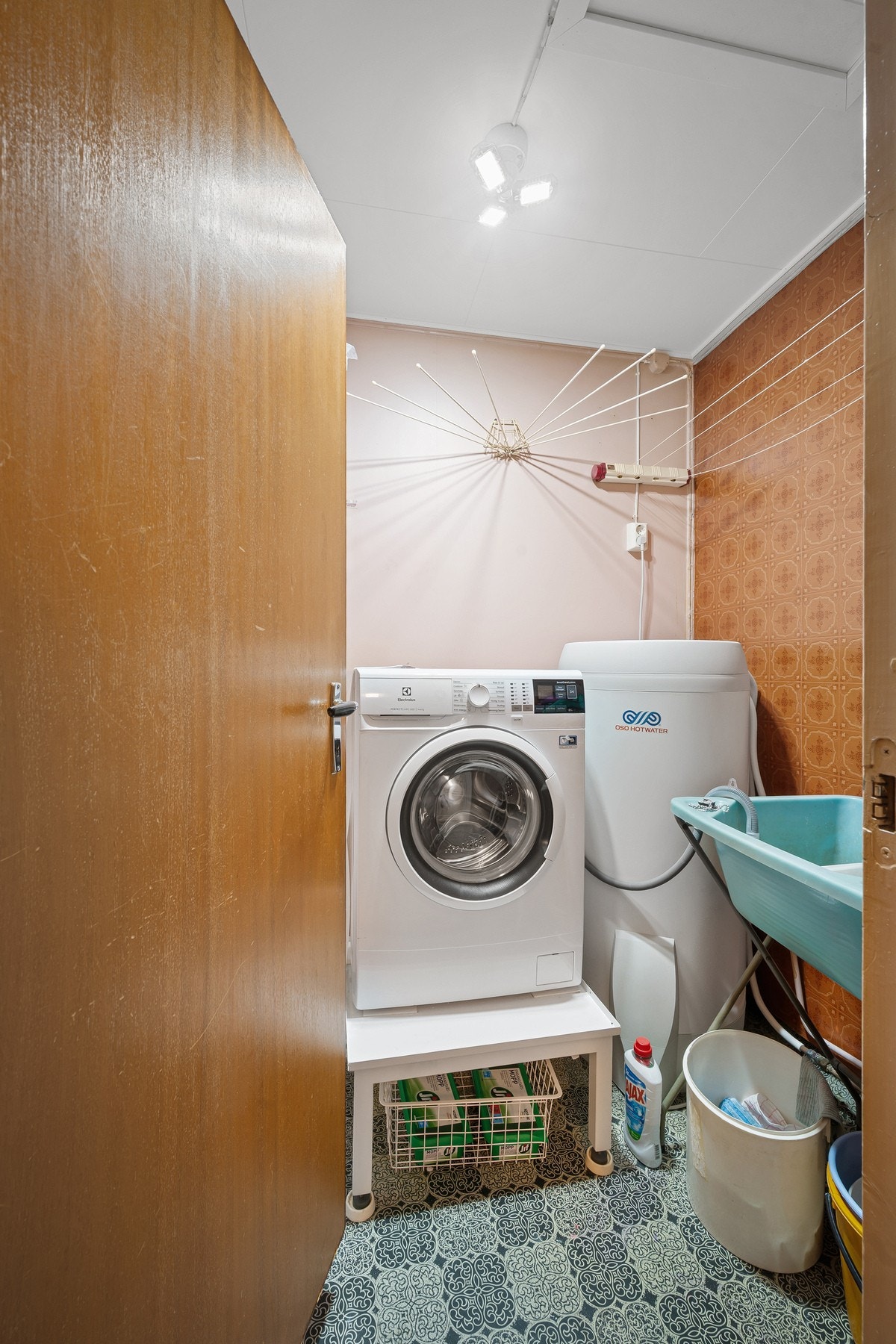 Vaskerom Galleribilde