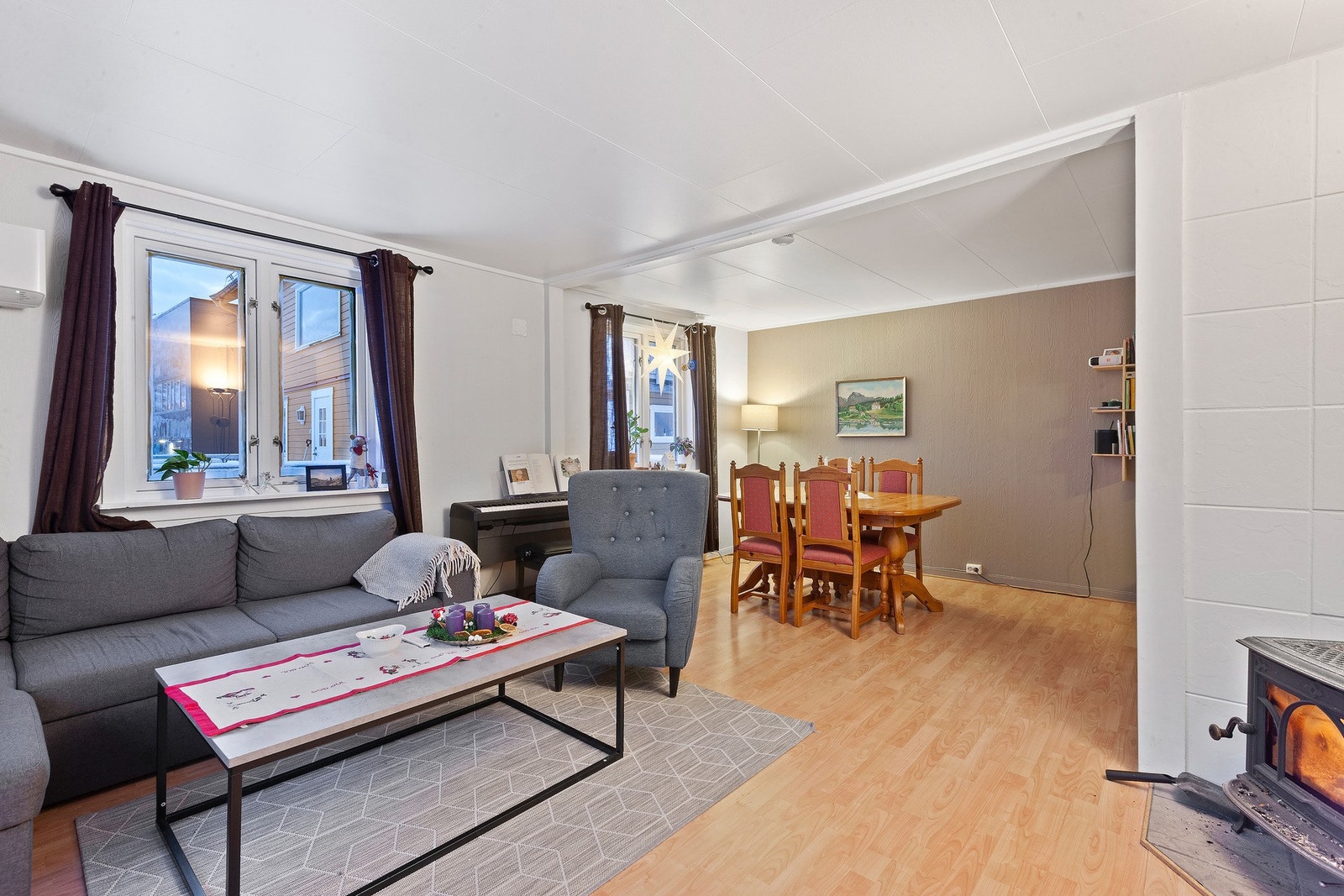 Vedovn som gir god og lun varme på kalde vinterdager. Galleribilde