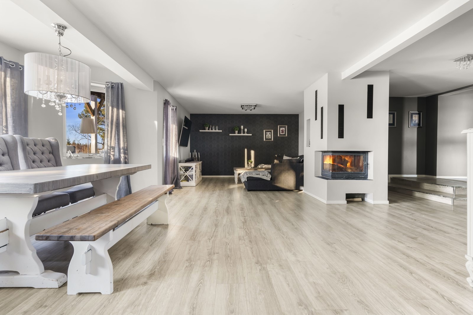 God plass til spisestue. Galleribilde