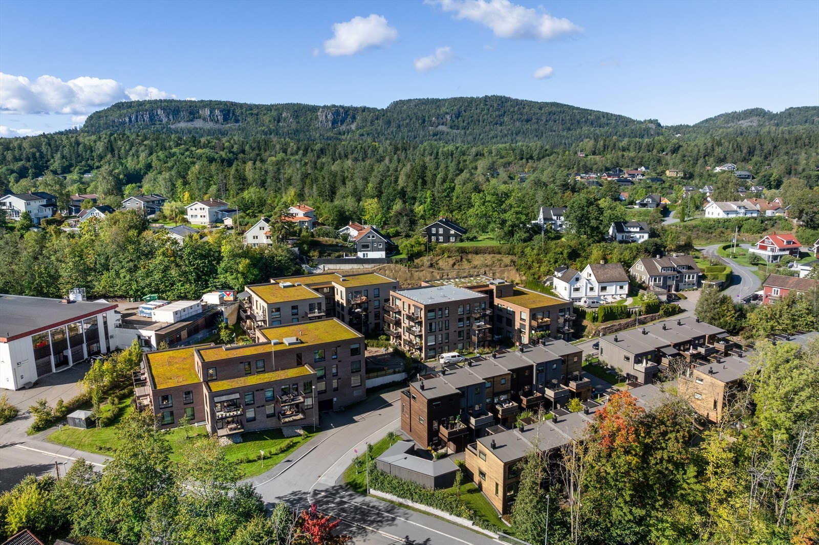 Området er barnevennlig og har nærhet til skog og mark. Galleribilde