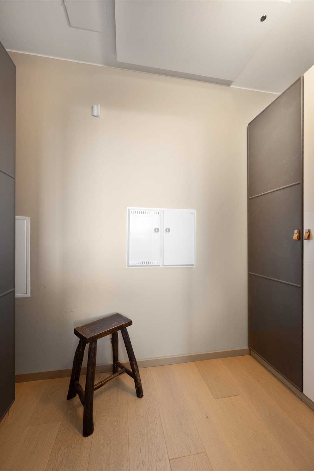 En innvendig bod på 3 m² gir praktisk lagringsplass i leiligheten. Galleribilde