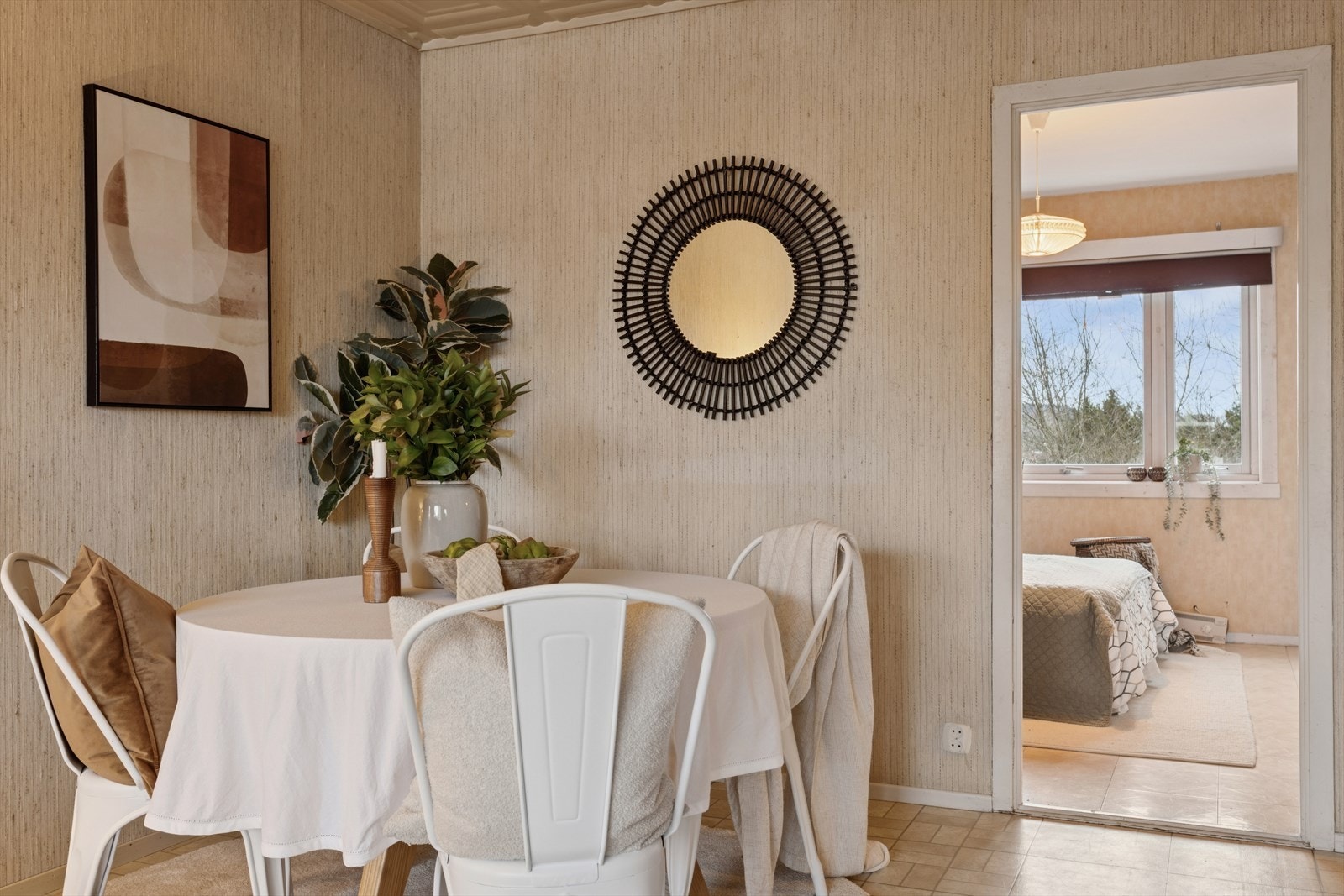 Her ligger forholdene til rette for å invitere venner og familie til hyggelige sammenkomster. Galleribilde