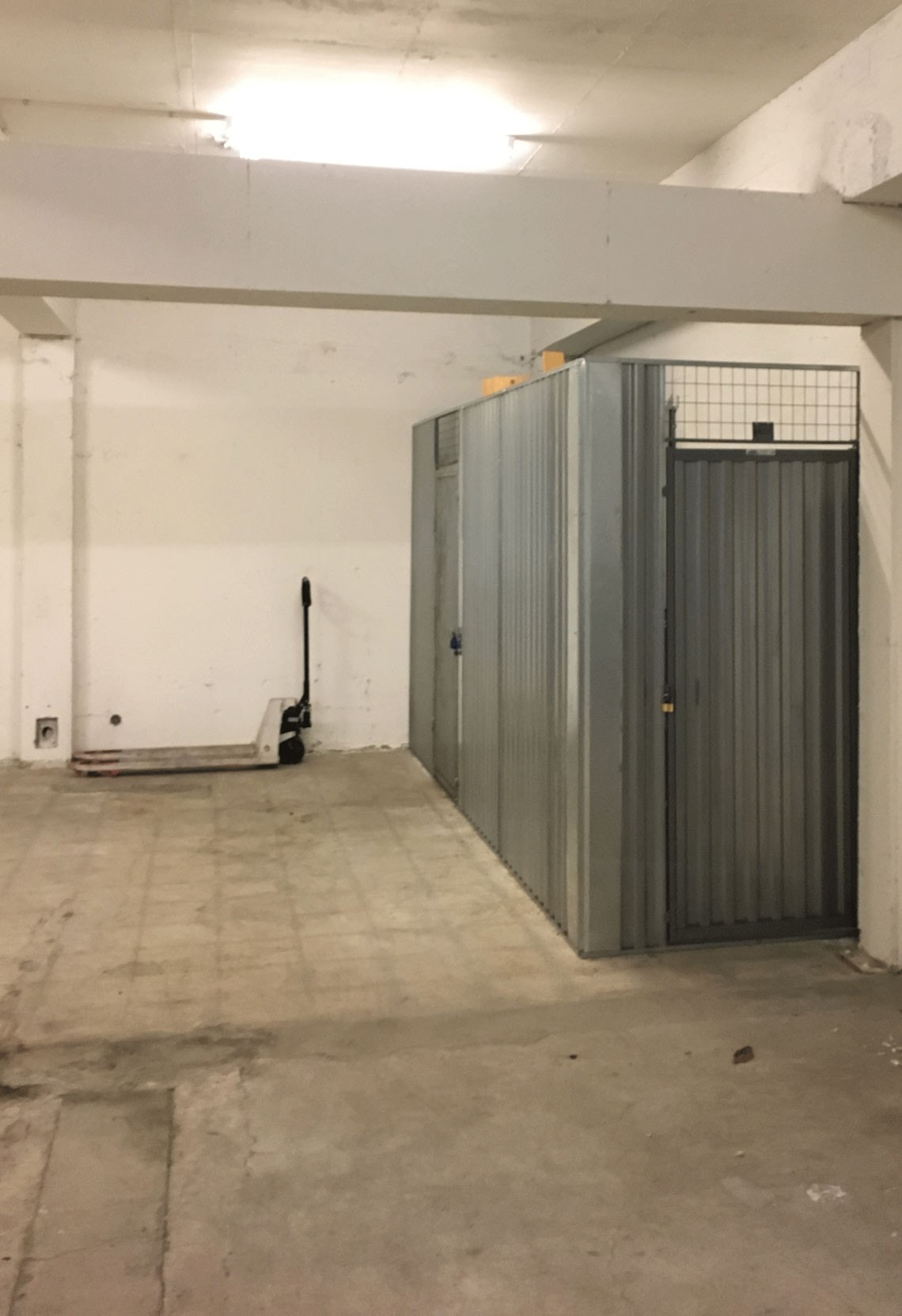 Kjellerbod Galleribilde