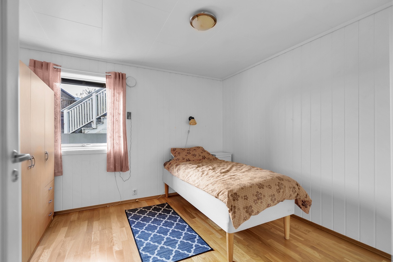 Det andre soverommet i leiligheten er også av god størrelse. Galleribilde