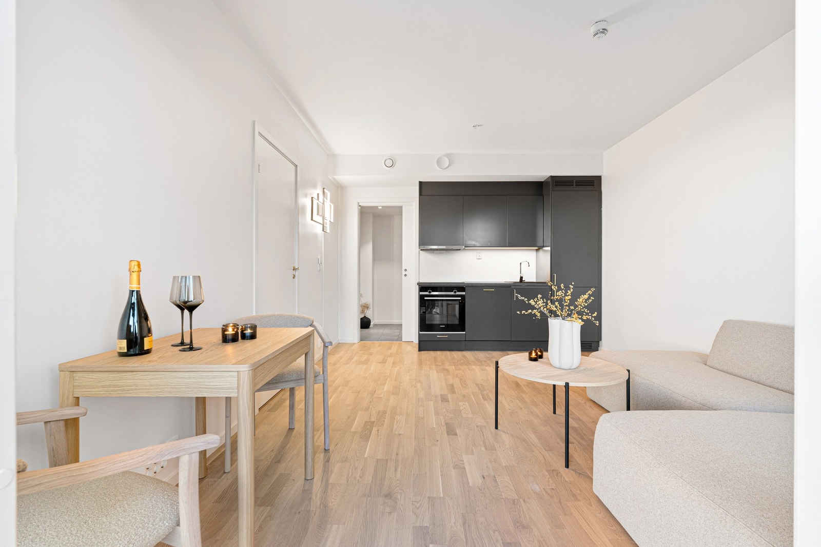 Spisesonen kan enkelt plasseres der det passer deg best. Galleribilde