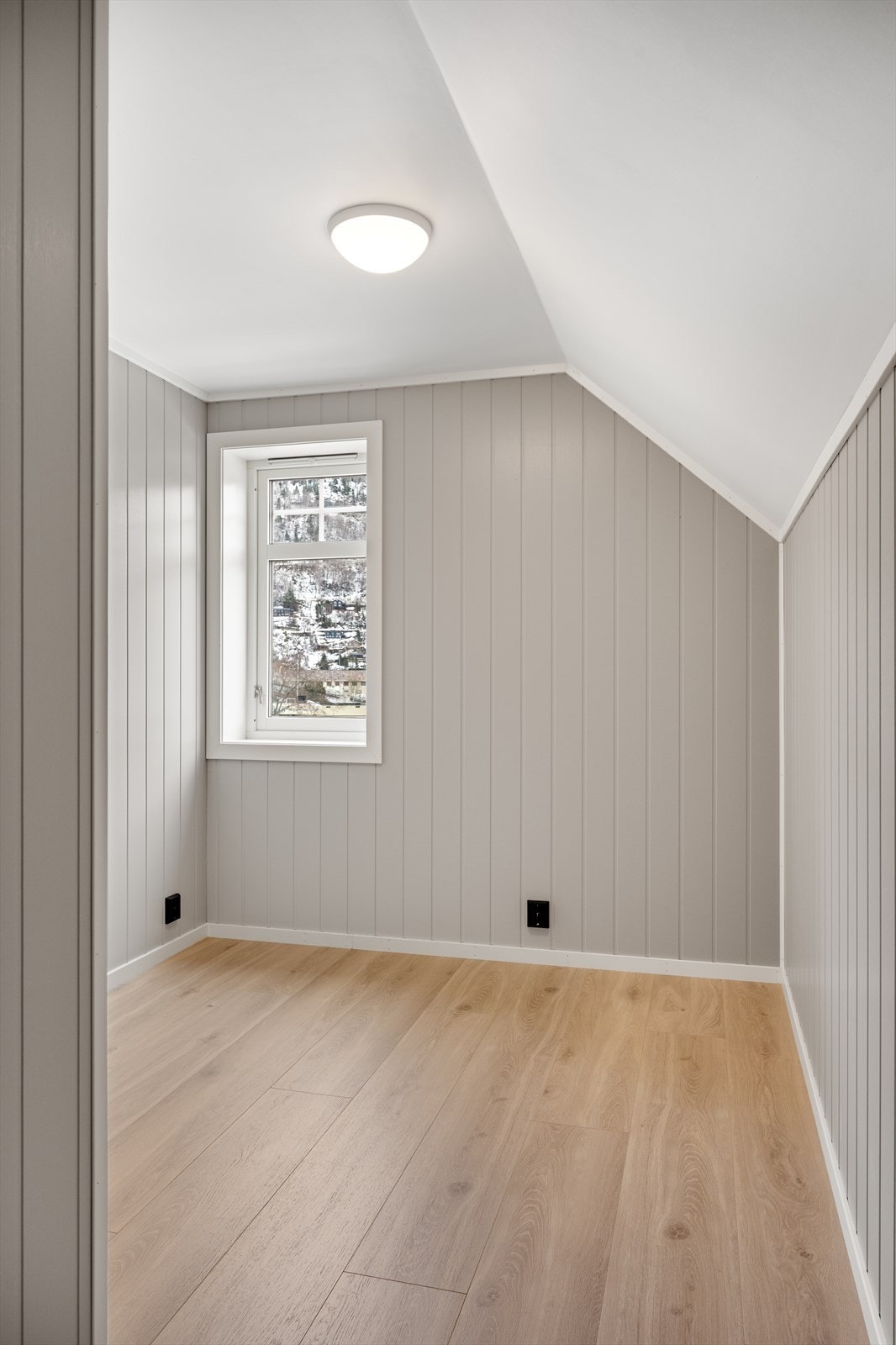 Soverom nr. 2. Galleribilde