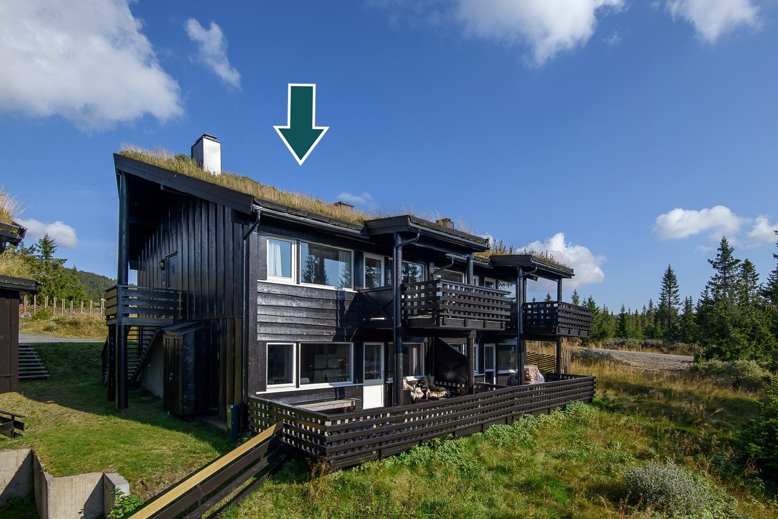 Topp- og endeleilighet med meget sentral beliggenhet på Hafjelltoppen. Galleribilde