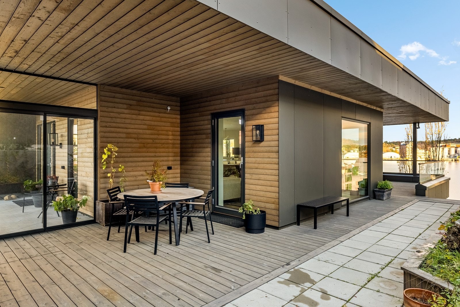 Usjenert og flotte uteområder Galleribilde