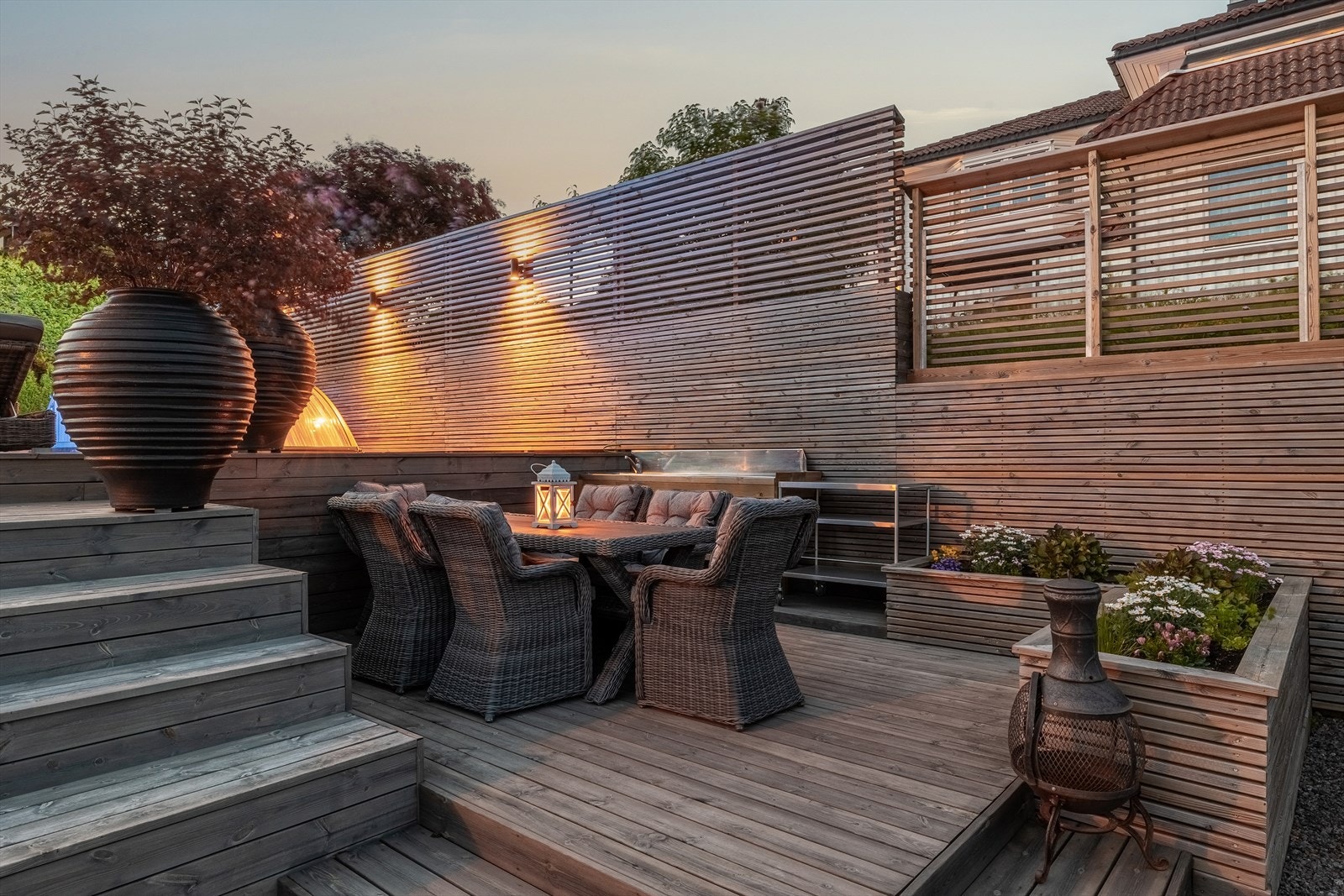 Utekjøkken med sommervann Galleribilde