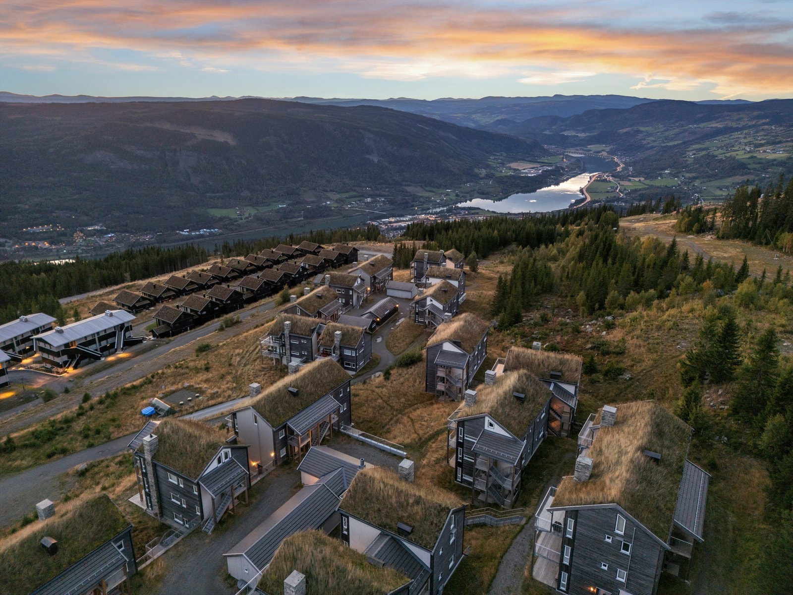 Området byr på et omfattende nettverk av langrennsløyper, med nærmeste løype ca. 350 meter fra døren. Galleribilde