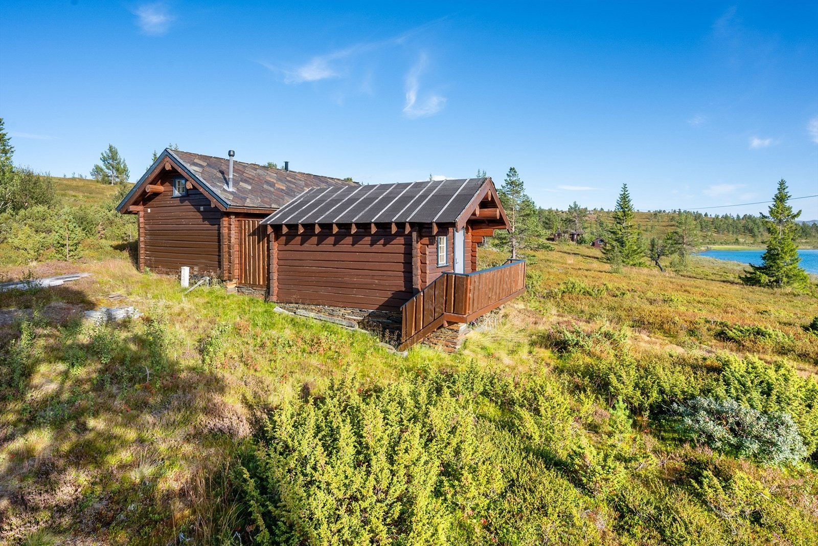 Kleivrudåsen 516 ligger i et rolig og naturskjønt område. Galleribilde