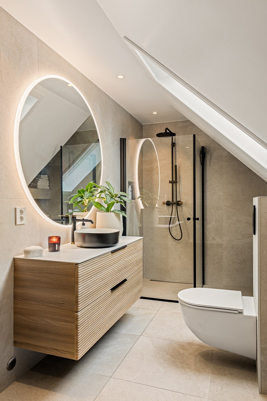 Nytt takvindu i 2024 med 2lags glass Galleribilde