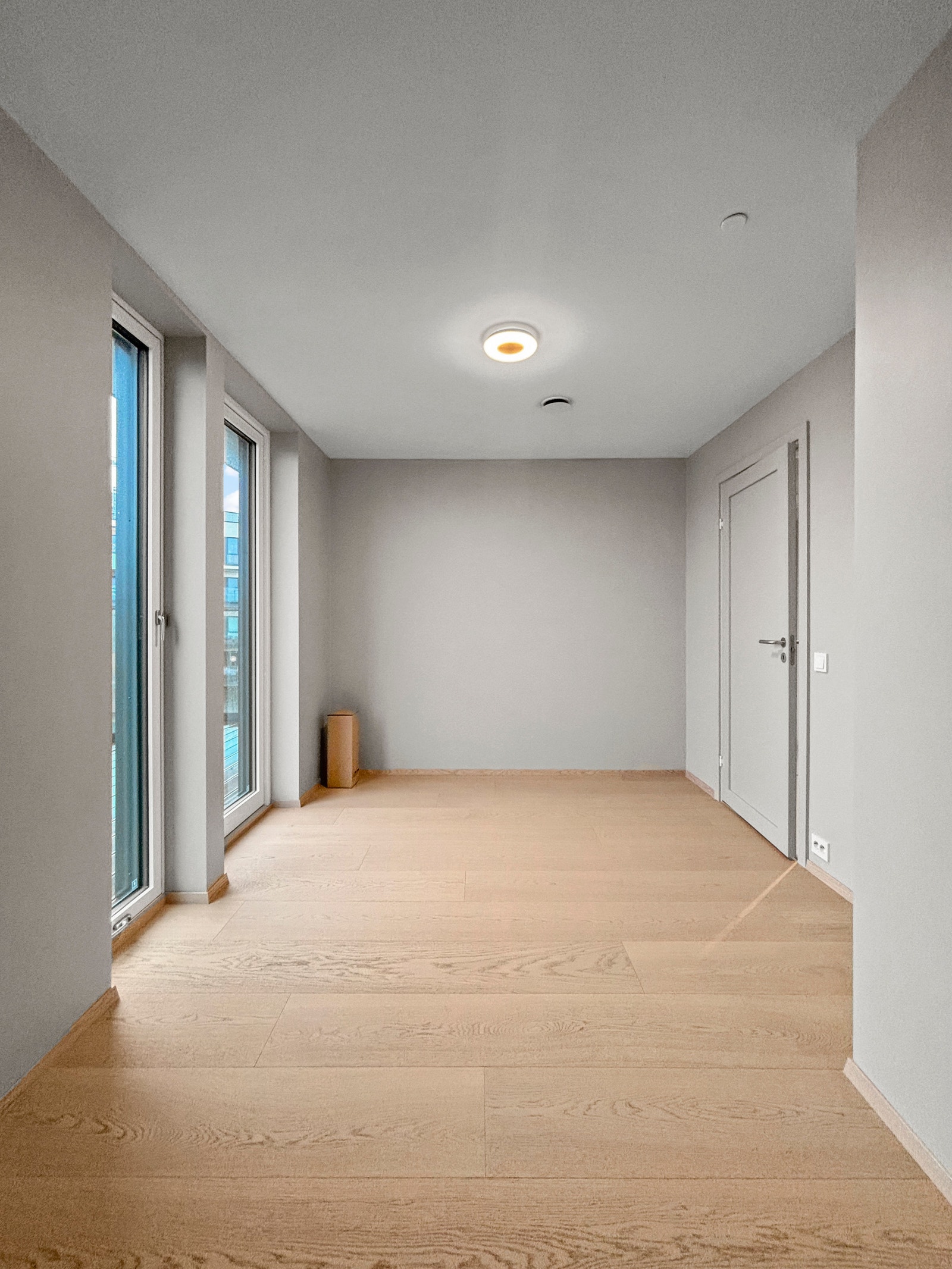 Soverom nr. 2. Begge soverommene har utgang til en hyggelig balkong. Galleribilde