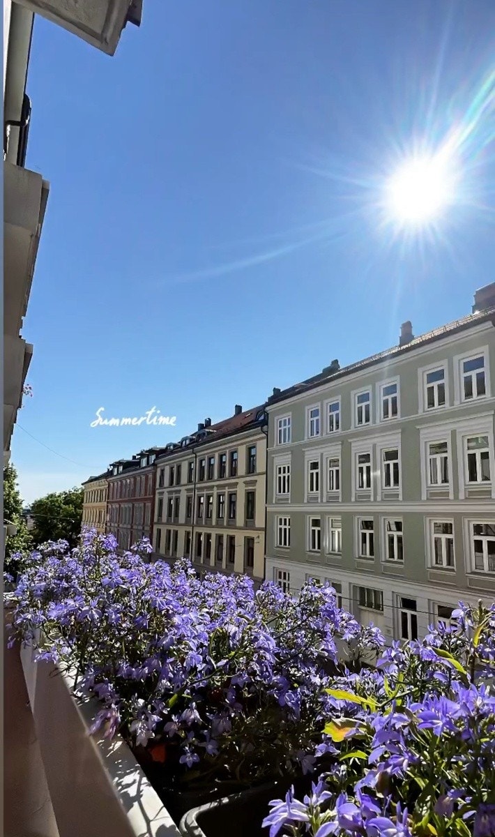 Utsikt fra balkong Galleribilde