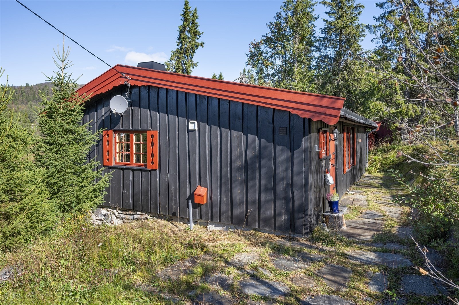 En hyggelig fritidseiendom med fine detaljer, beliggende ved Mysuseter. Galleribilde