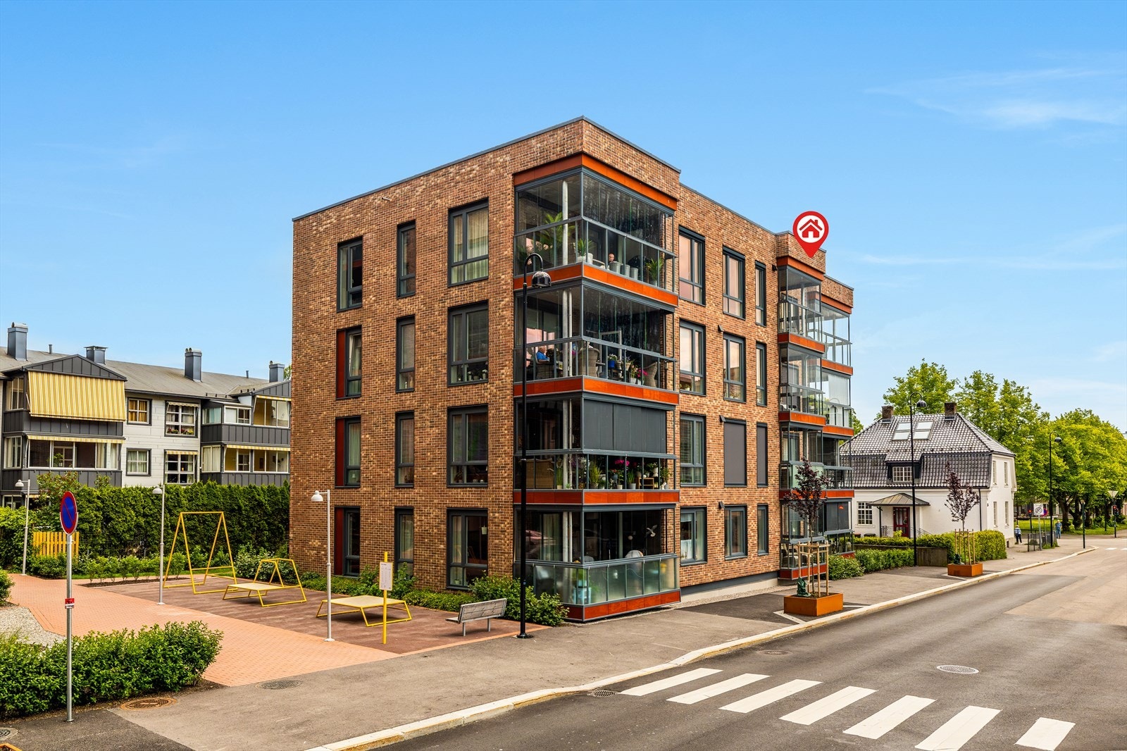 Blokken har en meget fin beliggenhet i Nybyen. Galleribilde