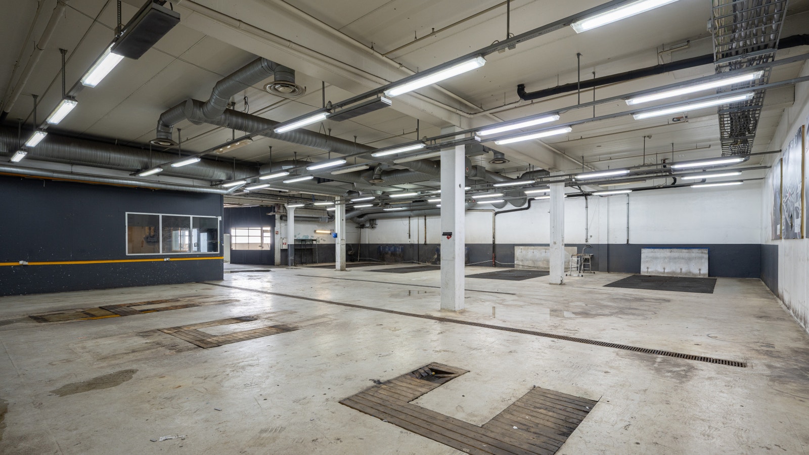 Verksted med god takhøyde Galleribilde