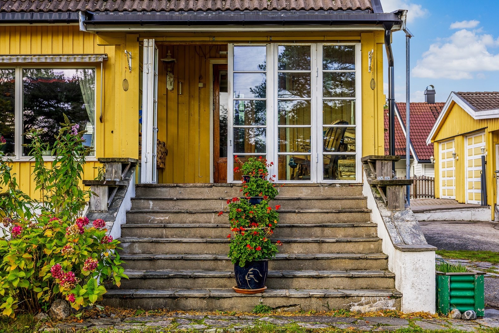 Glassveranda, adkomst til hage Galleribilde