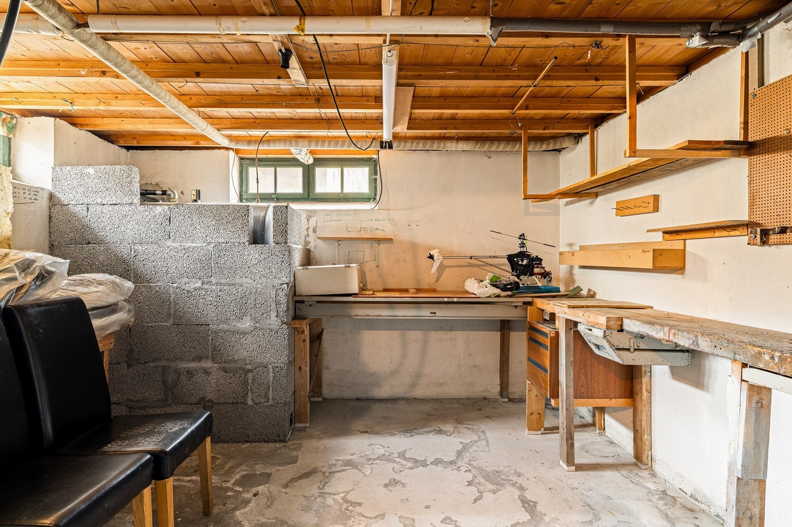 Kjellerrom Galleribilde