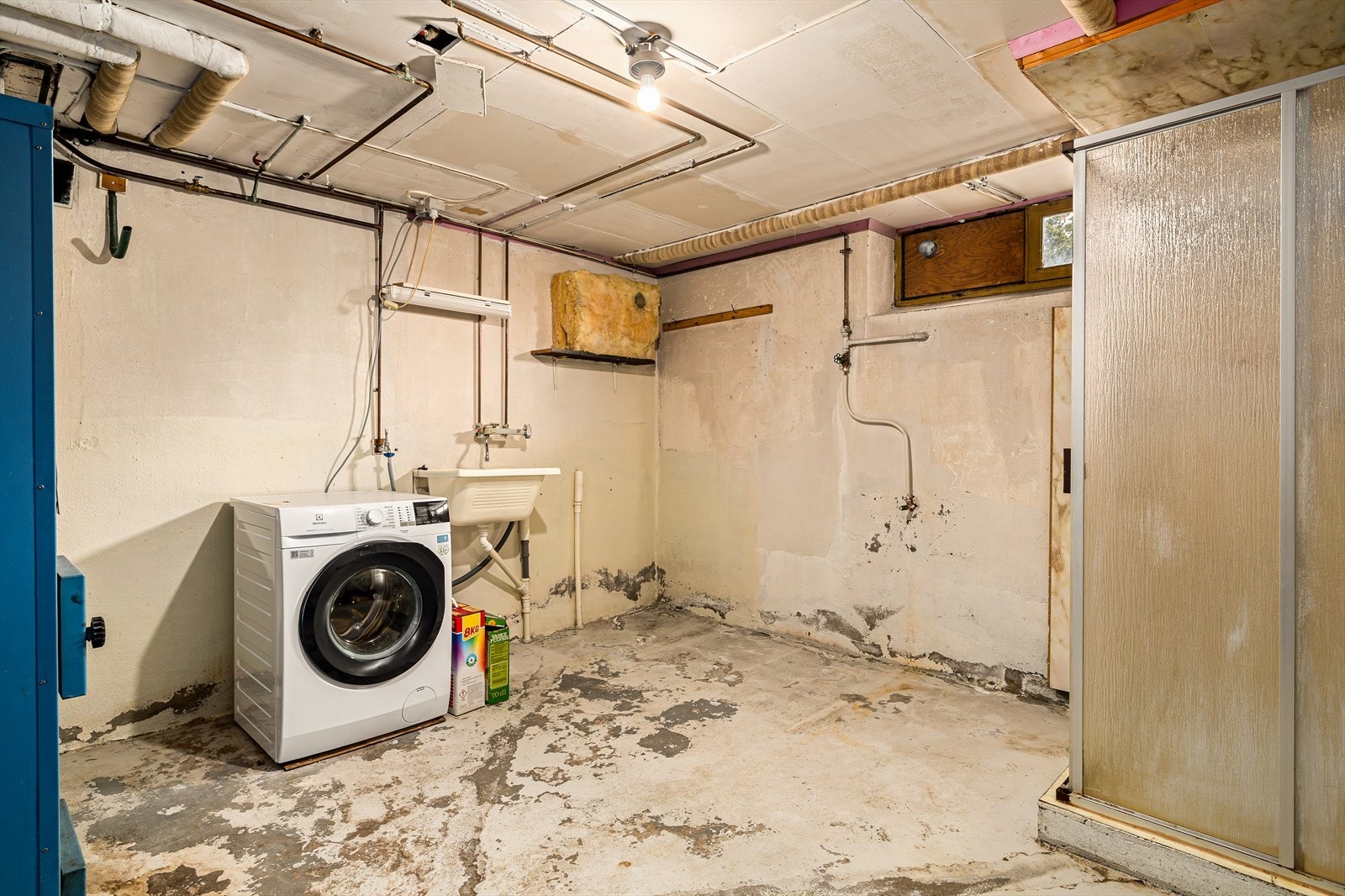 Vaskerom Galleribilde