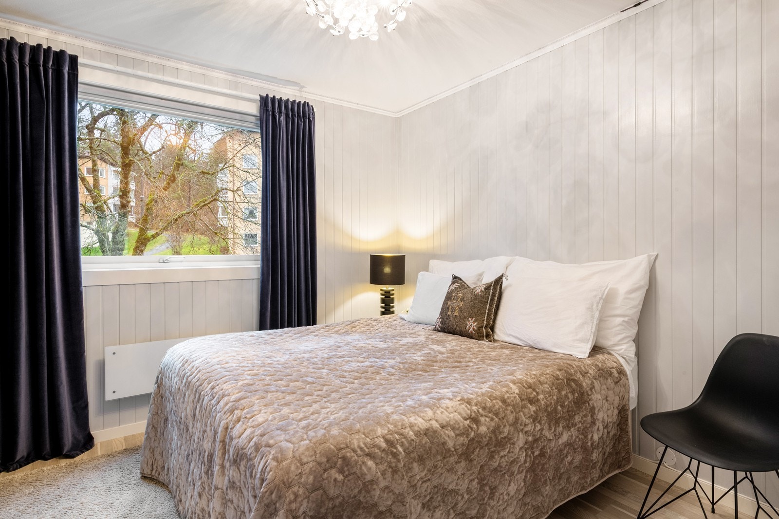 Romslig hovedsoverom Galleribilde