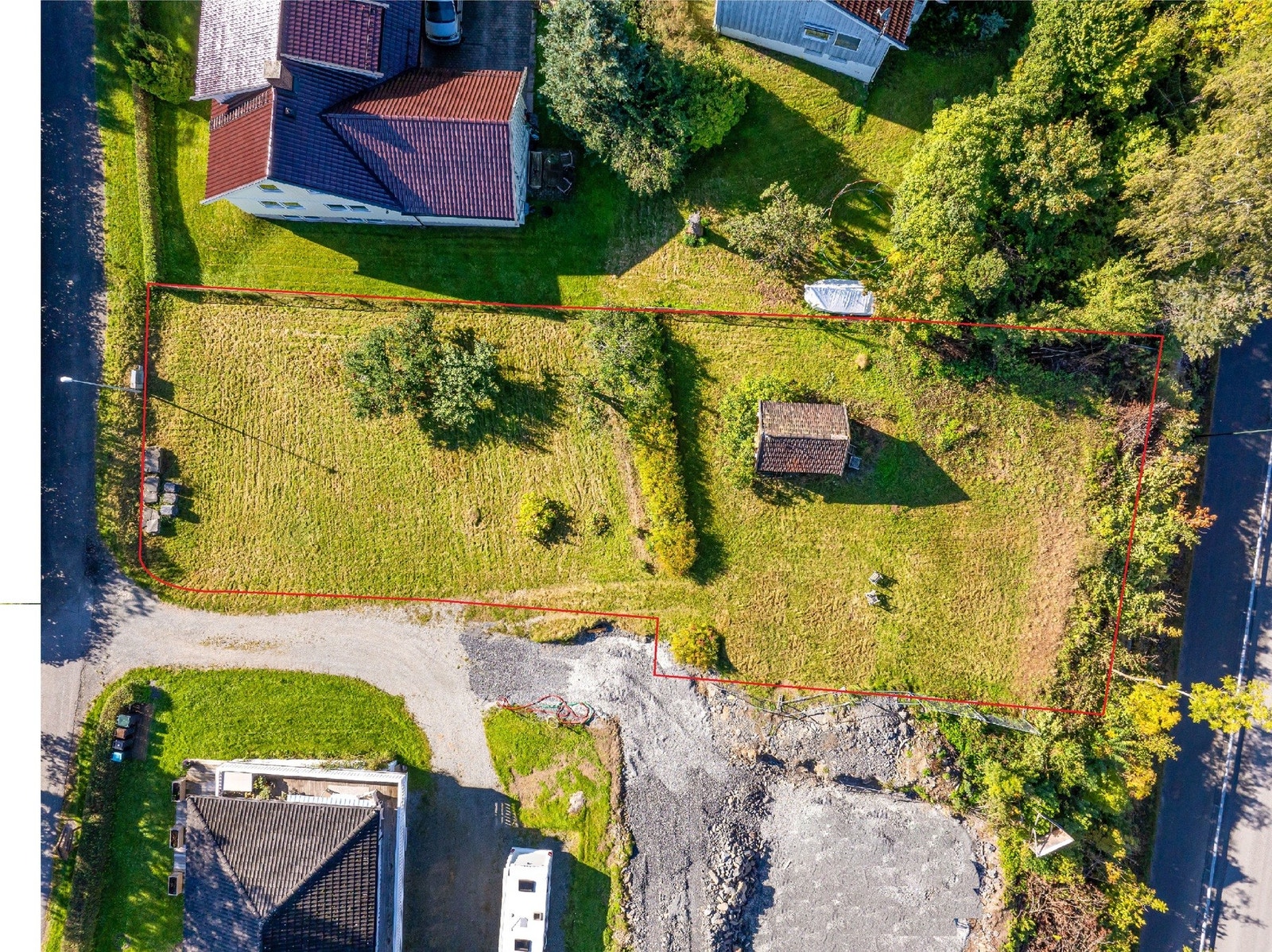 Tomt i Båstadveien 67C til salgs ved Lasse Bastrup. Galleribilde