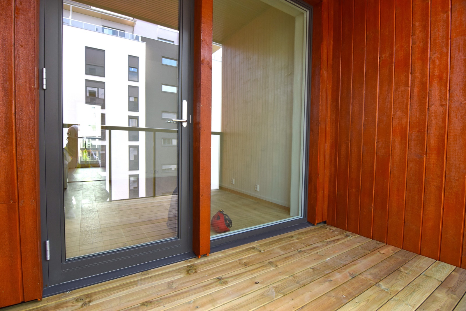 Balkong med utgang fra stuen. Galleribilde