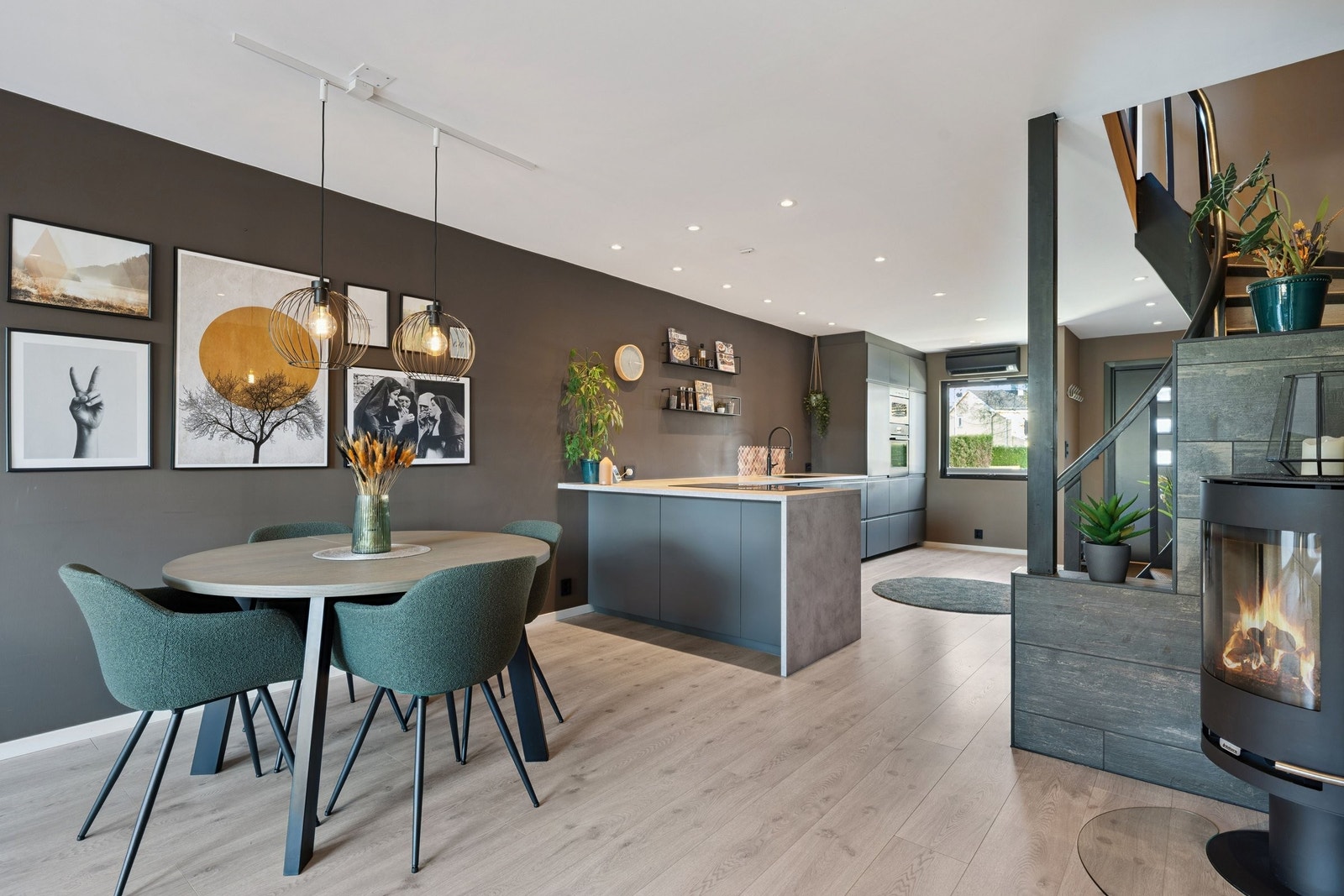 Varmepumpe og vedovn til de kaldeste vinterdagene Galleribilde