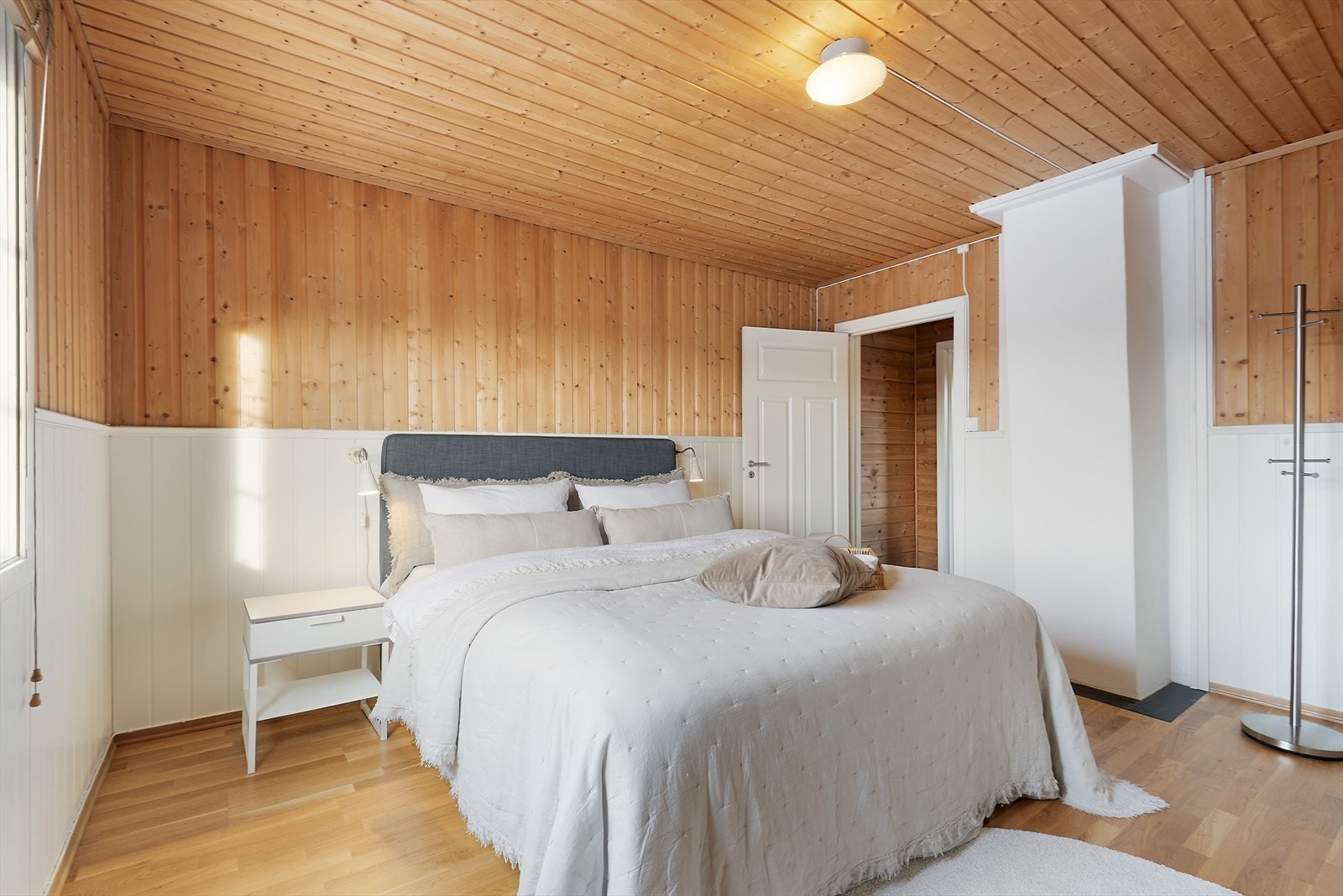 Soverom I Galleribilde