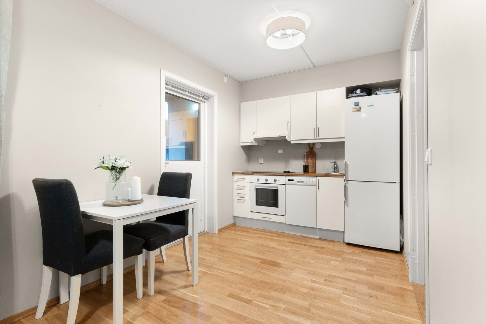 En lys og arealeffektiv 1-roms selveierleilighet fra 2013. Galleribilde