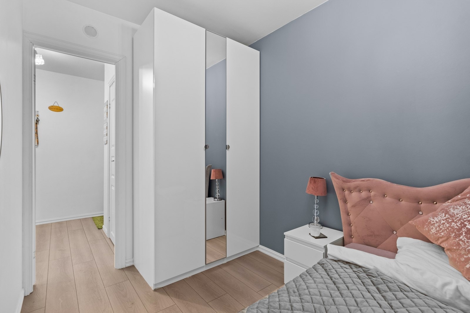 I tillegg er det plass til skap. Galleribilde