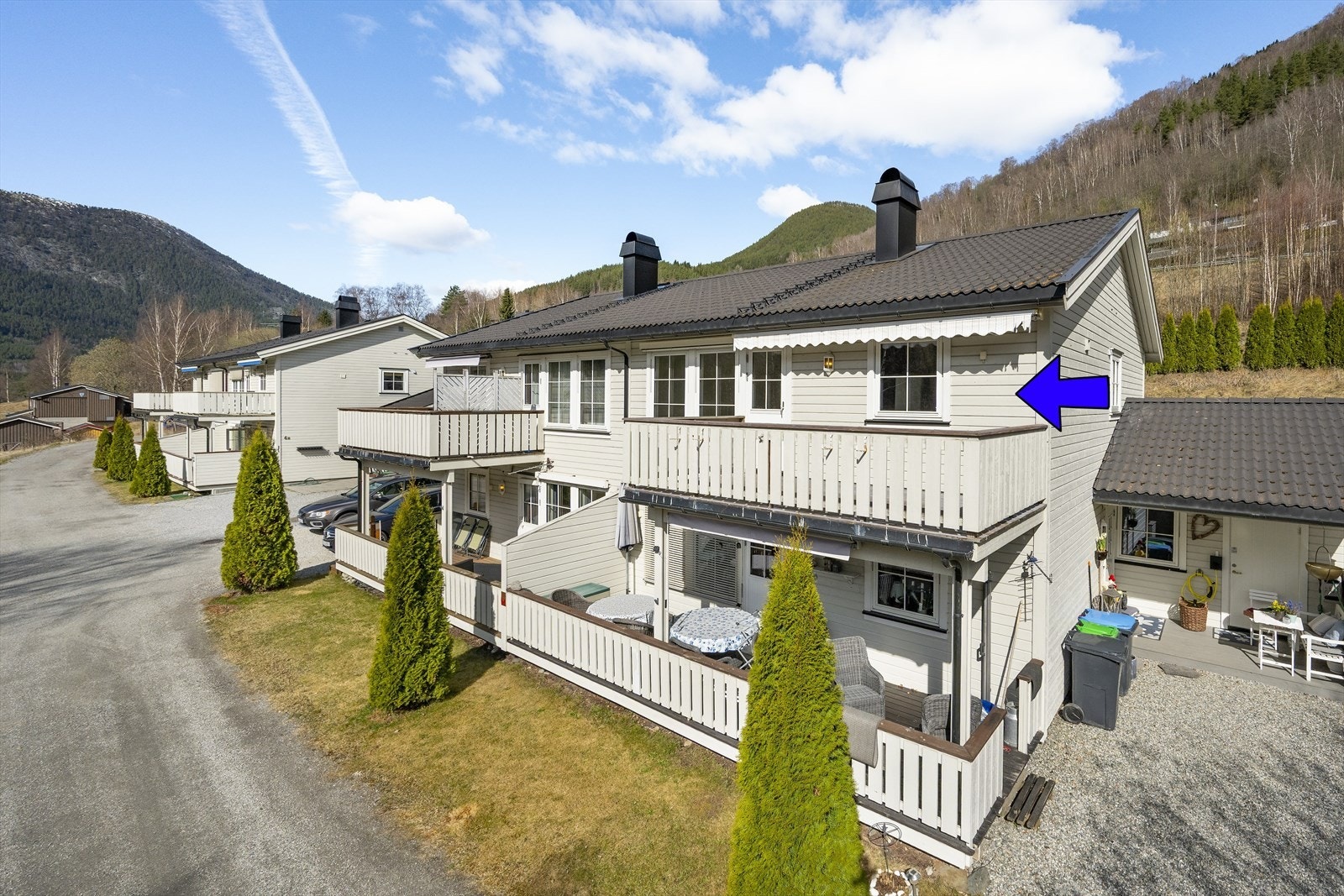 Heggelund 4B ligger sentralt til på Dahle, ca 2 km vest for Otta sentrum. Galleribilde