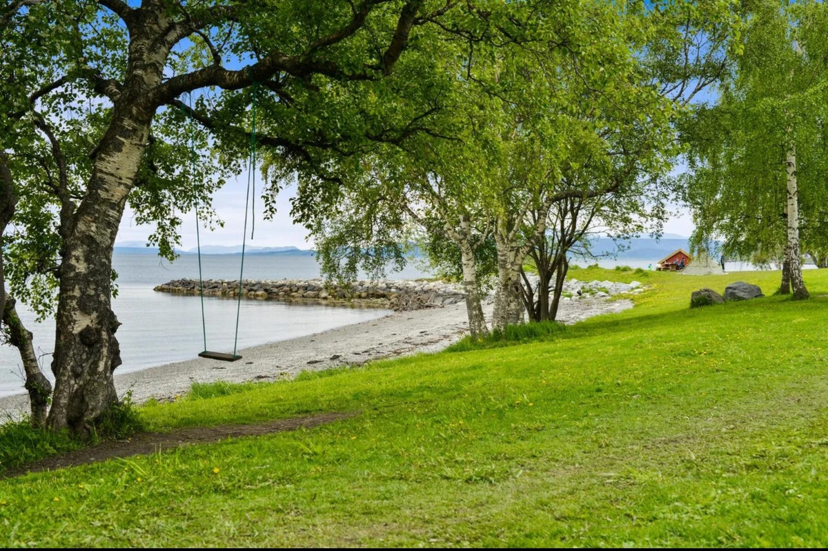 Nært bading i Ranheimsfjæra Galleribilde