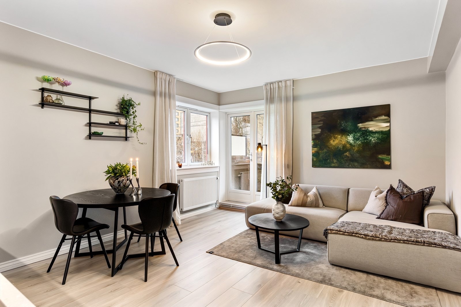 Nordvik Nydalen v/Sander O. Berntsen ønsker velkommen til en gjennomgående 3-roms leilighet i veletablerte Maridalsveien Borettslag. Her bor du i et rolig og attraktivt område på Nydalen/Bjølsen. Foto: Pontus Holmenäs Galleribilde