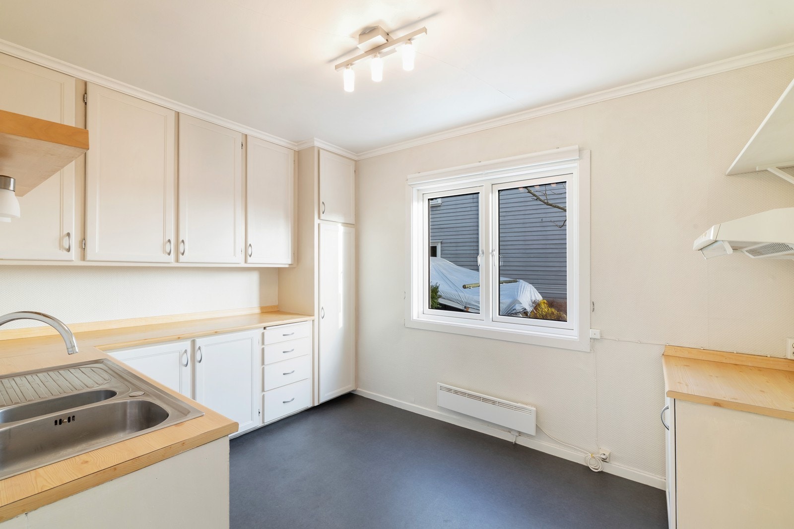 God plass til spisebord Galleribilde