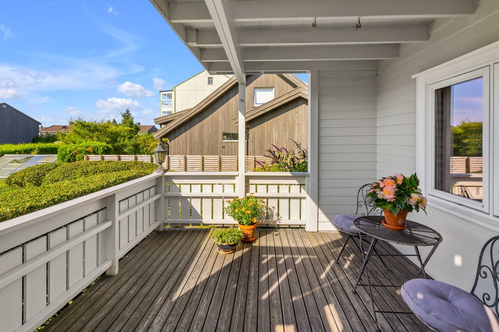 God uteplass til leiligheten i 1. etg. Galleribilde