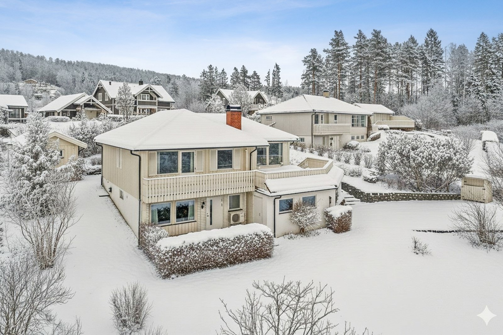 DNB Eiendom v/Glenn Kristen Strand presenterer Svevegen 28! Galleribilde