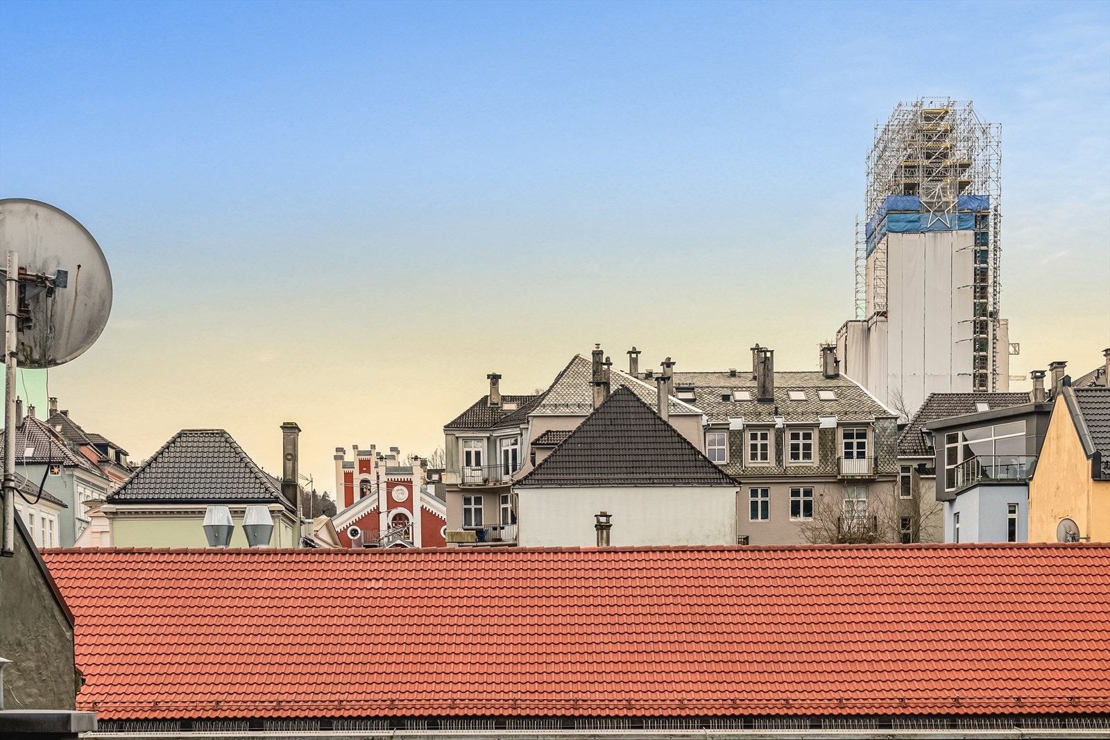 Utsikt fra stue/kjøkken. Galleribilde