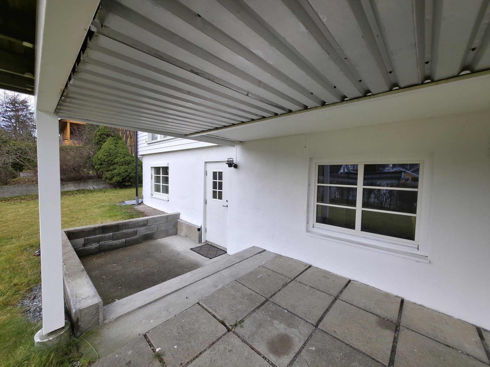 Pent ved inngangspartiet i underetasjen. Galleribilde