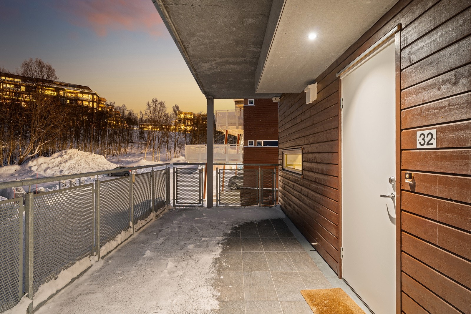 Svalgang. Leiligheten ligger i 4.etasje. Galleribilde