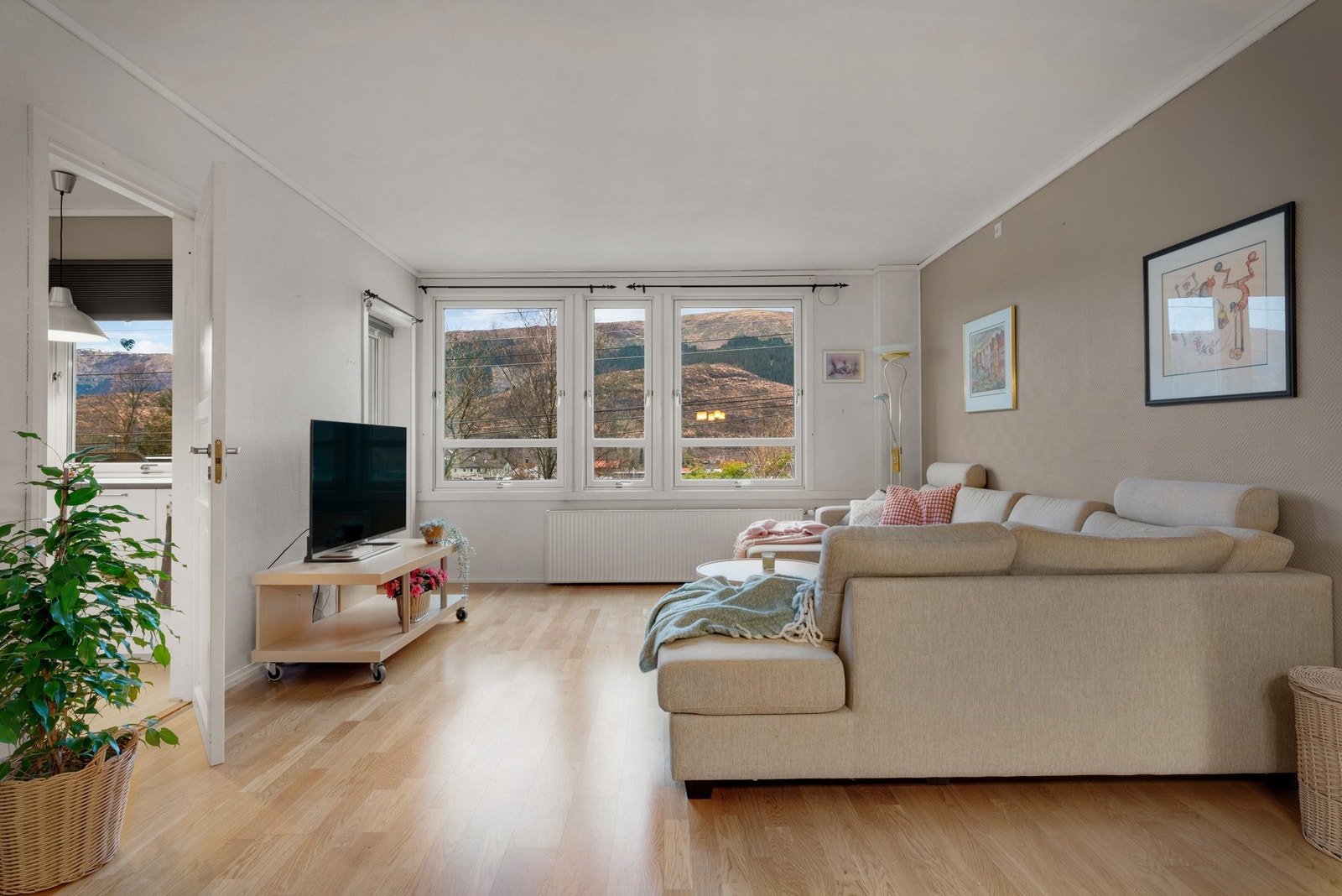 Med radiator og balansert ventilasjon har leiligheten et svært godt inneklima Galleribilde