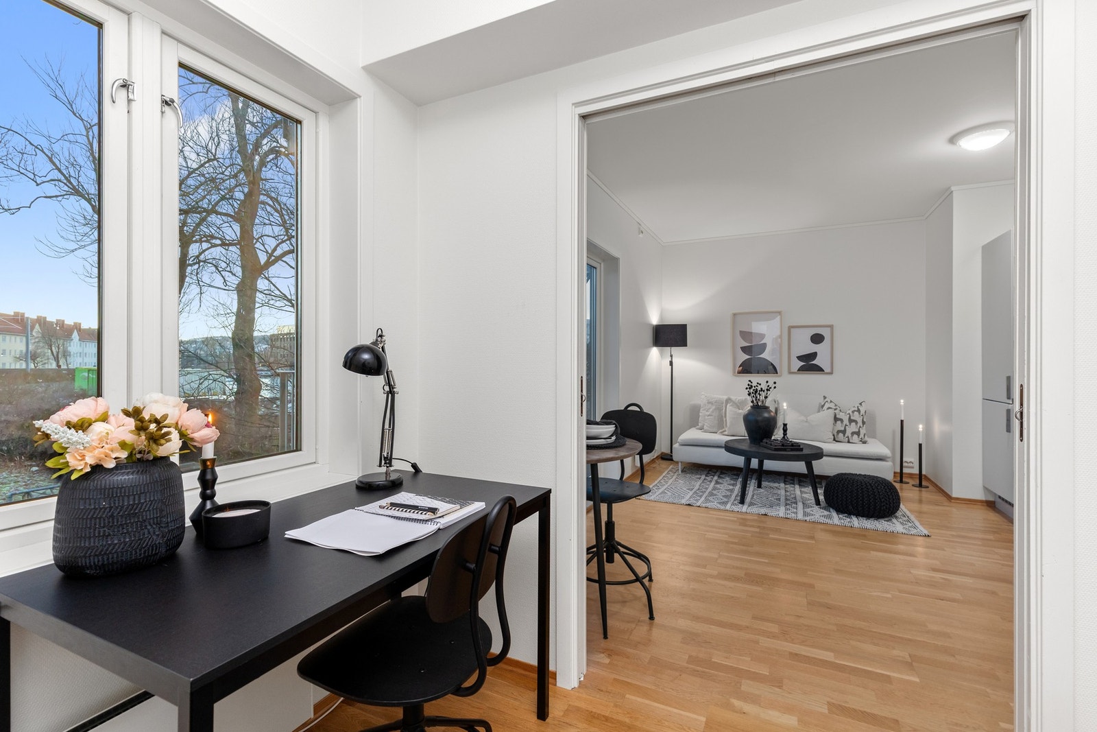 Plass til kontorpult på soverom Galleribilde