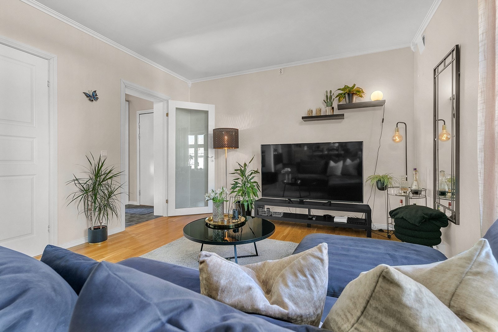 1. etg - Koselig TV-kork med gode møbleringsmuligheter - her er det mulighet for å gjøre det personlig etter dine ønsker og behov Galleribilde