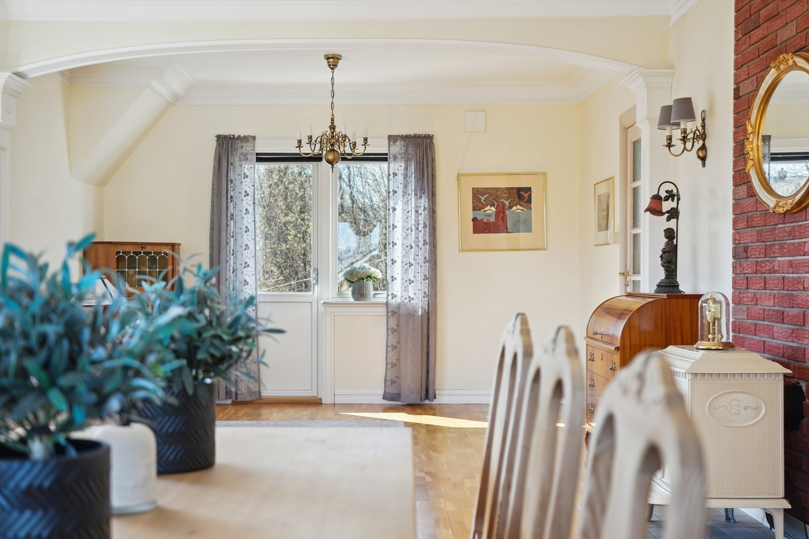 Stue 2. etasje Galleribilde