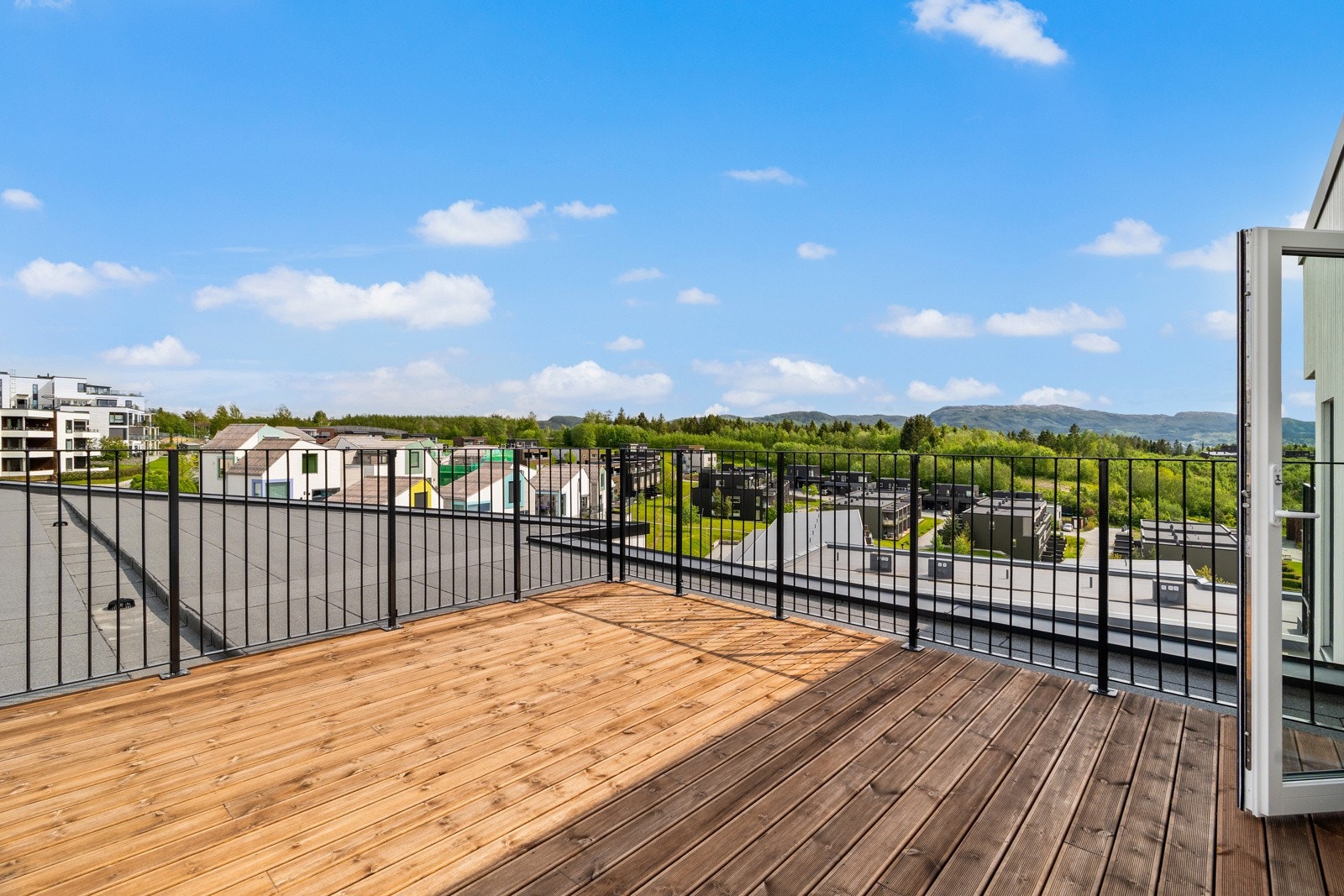 Egen privat takterrasse. Galleribilde