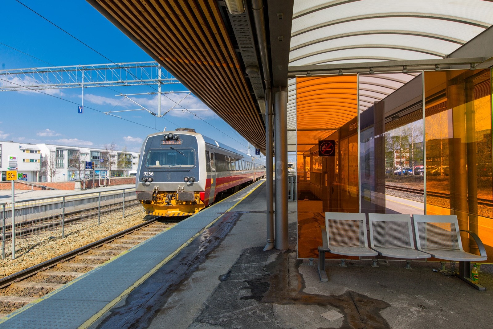 Heimdal stasjon har hyppige avganger av Metrobussen og togavganger. Les mer på Atb.no Galleribilde