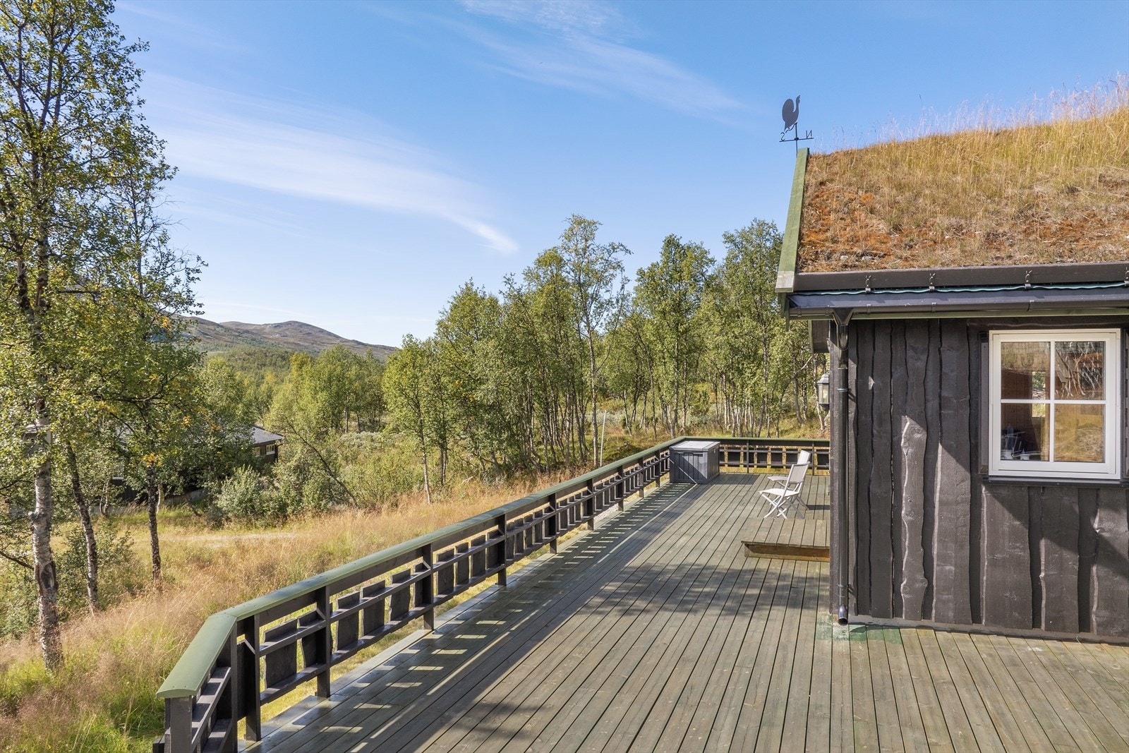 Området byr på varierte og fine turmoglegheiter gjennom heile året - til fots om sommaren og på ski om vinteren. Her ligg alt til rette for aktive dagar ute og avslapping inne. Galleribilde