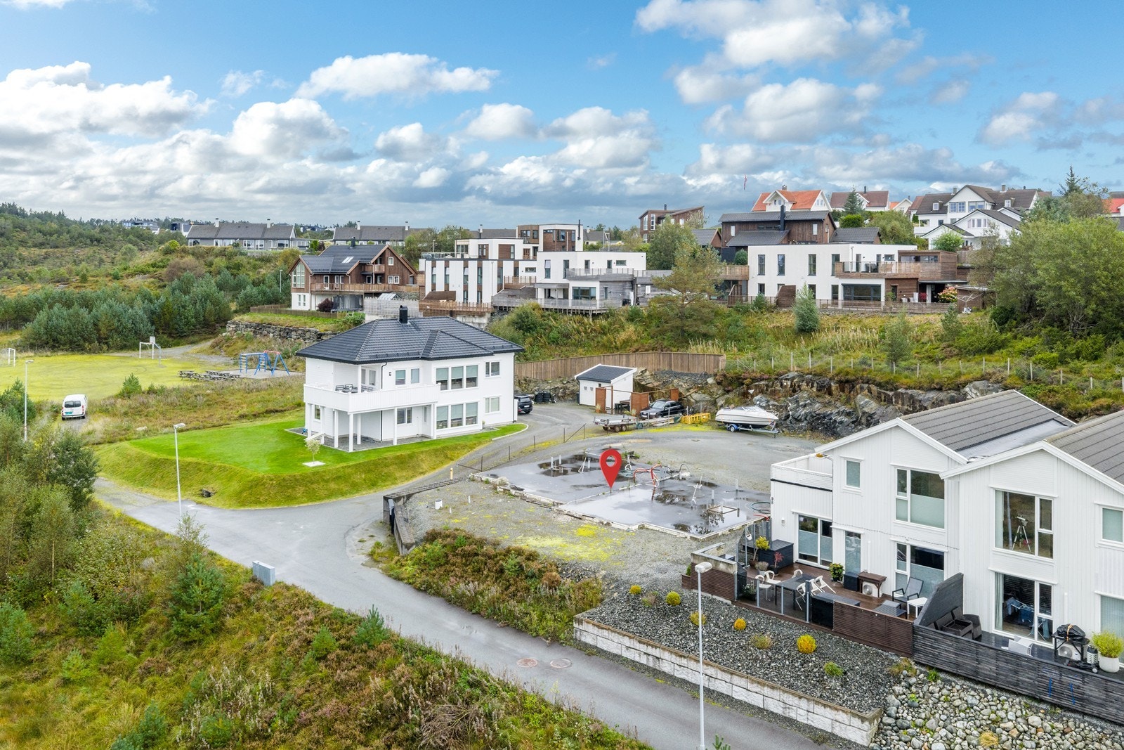 Området er kjent for sitt gode naboskap og trivelige bomiljø. Galleribilde