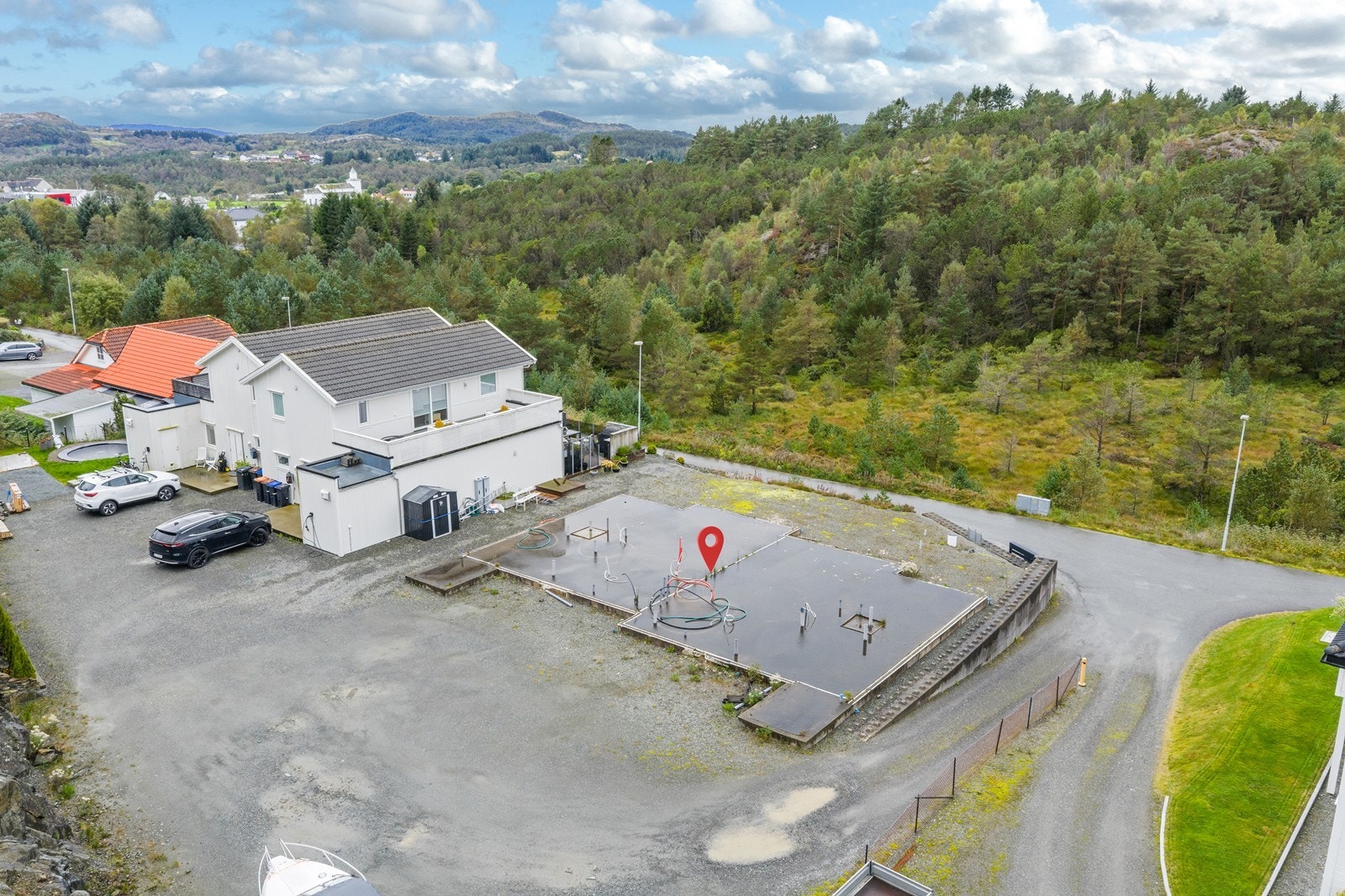 Velkommen til Hovåsvegen 11A - presentert av eiendomsmegler Alexander Kvalevaag Skree v/ Aktiv Eiendomsmegling! Fotograf: Vestbris Galleribilde